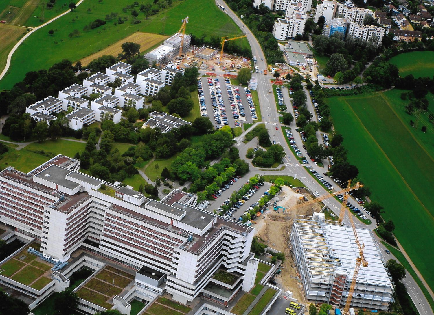 Blick auf Klinik