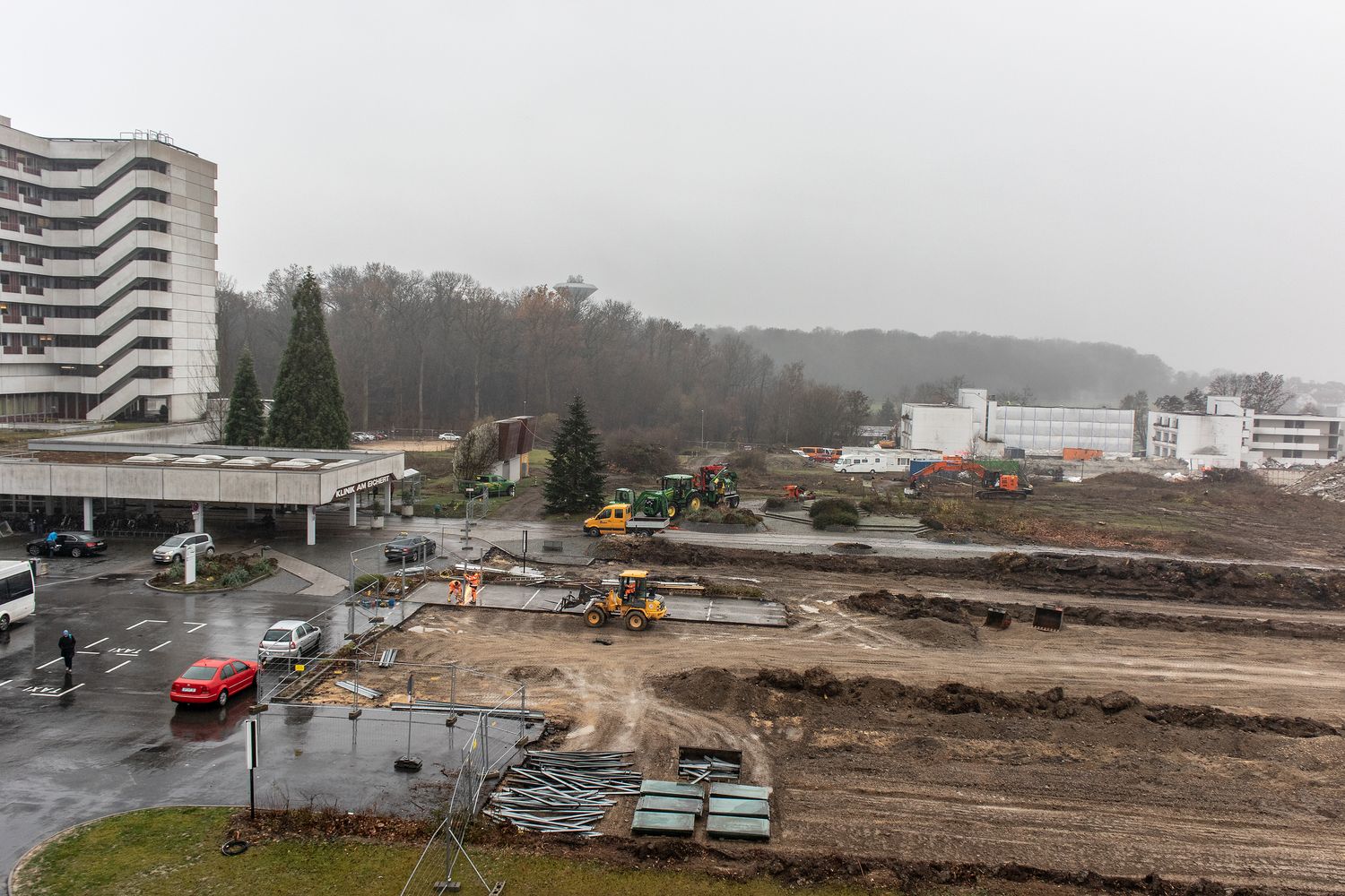 Blick zur Klinik